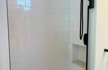 Stylish King Suite-FP-Hot Tub-Walk to All In OT - Photo 24