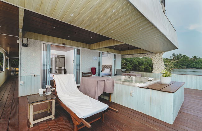 River View Villa - Photo 25