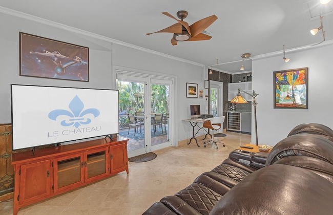 Chic 3BR Sanctuary Steps From The Drive Paradise - Foto 19