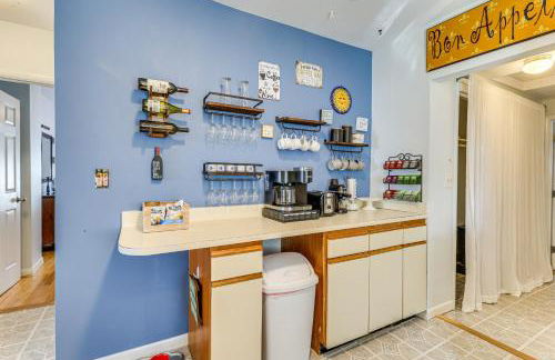 Beachfront, Dog-Friendly Milford Getaway with Yard! - Foto 16