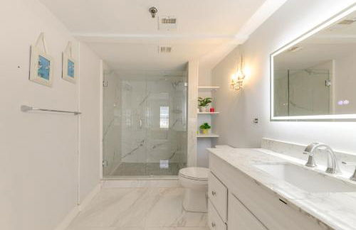 1 Mi to Lantana Beach Canal-View Condo with Pool - Foto 14