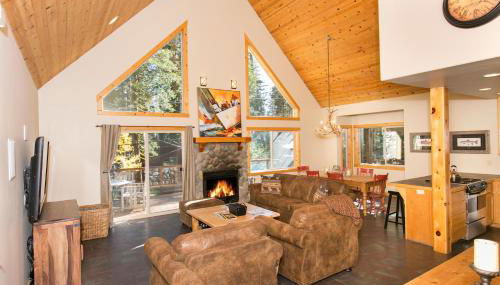 Interlaken on the West Shore by Tahoe Getaways - Pet Friendly 3BR, Close to Skiing & Walk to the Lake! - Foto 3