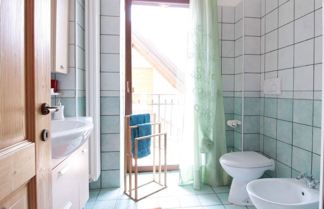 Family Retreat Near Garda - Photo 15