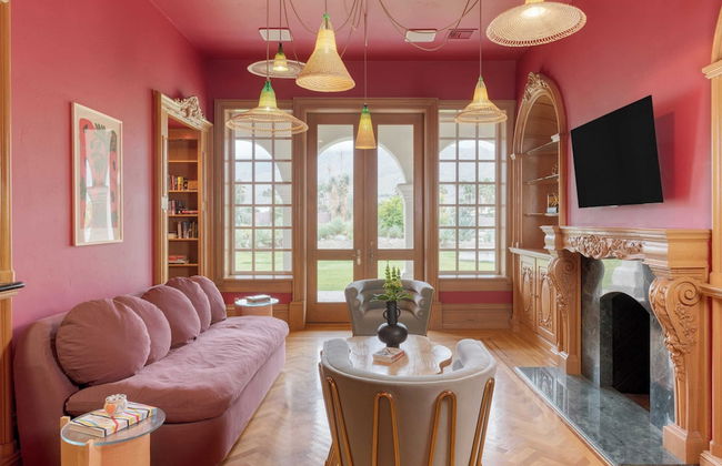 The Pond Estate by Avantstay Maximalist Designer Compound w/ 2 Casitas, Indoor + Outdoor Pools, Tennis Court, & Gorgeous Mountain Views 12k Sqft - Foto 17