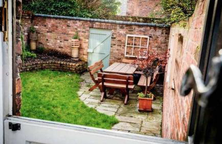 Georgian Residence - 4BR Modern Living, Sleeps 8! - Foto 40