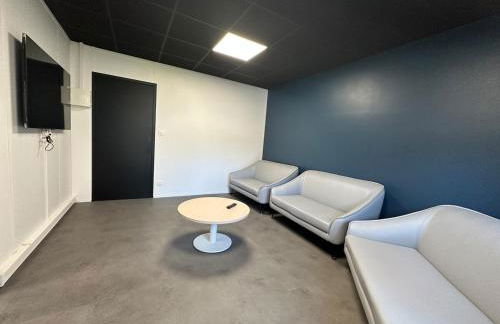 Studio 74 Rénové et Équipé - Nancy CHRU,CESI,FAC - Foto 11