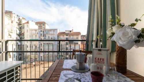 TURIN CENTER whit PRIVATE PARKING - Foto 5