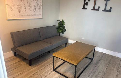 Rustic Retreats Cozy 1BR For 4 Guests Minutes From Las Olas - Foto 9