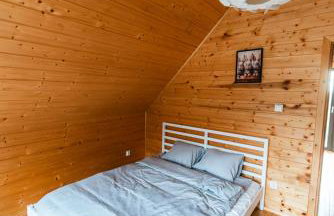 Nad brzozowym stawem - Foto 24