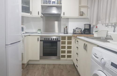 Domus Valencia Apartamentos centro frente a Torres de Serrano - Photo 17