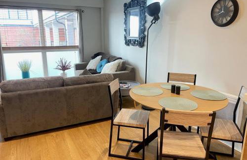 Central 1BR Flat for up to 4 - Lift Access - Photo 15