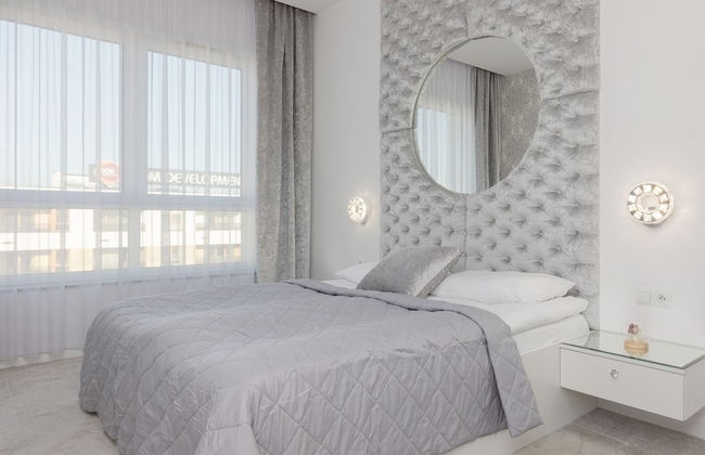 Elegant Apartment Warsaw by Renters - Photo 9