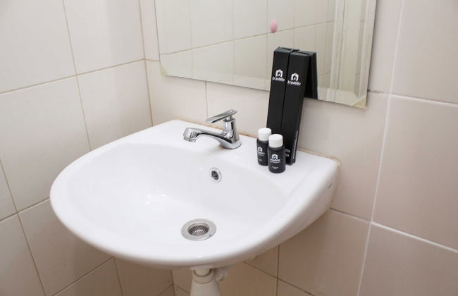 Nice and Elegant Studio at Riverview Jababeka Apartment - Foto 12