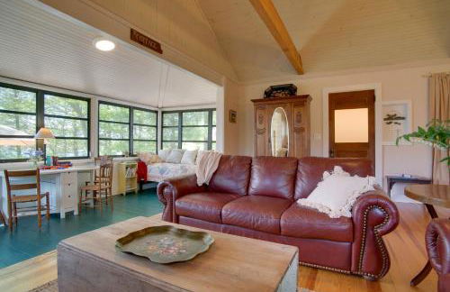 Peaceful Long Pond Cottage with Dock and Views - Foto 5