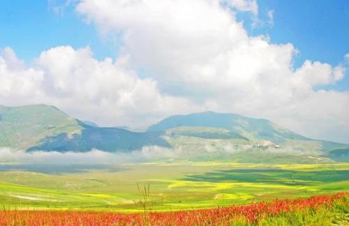 Countryside Villa in Amandola with Swimming Pool - Foto 25