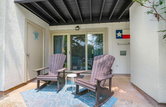 Charming Lakeside Condo - Moments to Lake Fun - Foto 27