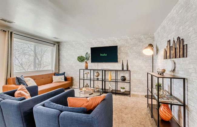 Convenient 2BR Apt w Parking Near Downtown SLC - Foto 4