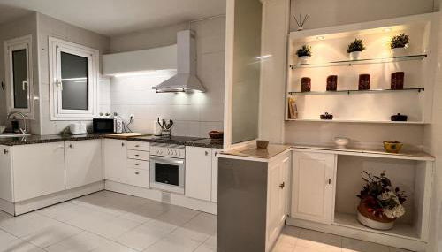 Espacioso con patio interior - Foto 4, Lobby or reception