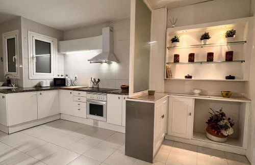 Espacioso con patio interior - Foto 4