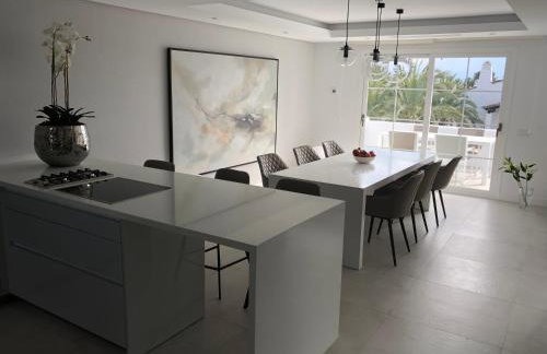 Modern Apartment Puente Romano - Foto 6