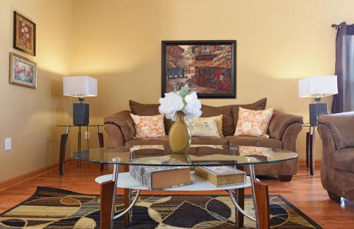 5BR Golden Pond Resort Family Villa with Pool Near Disney - Foto 7
