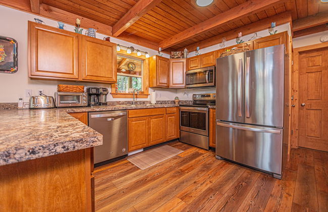 Maplewood Cottage - Photo 8