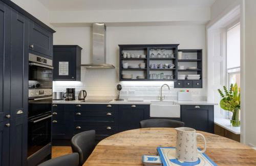 By The Sea - Foto 12