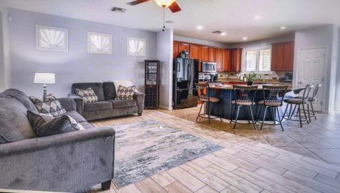 Pet friendly 3br 2ba Private optional heated Pool BBQ grill Golf Clubs close to park - Foto 5