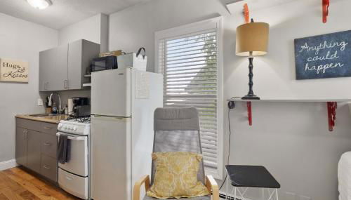 City Chic 2nd flr Studio w Enclosed Private Porch - Foto 3