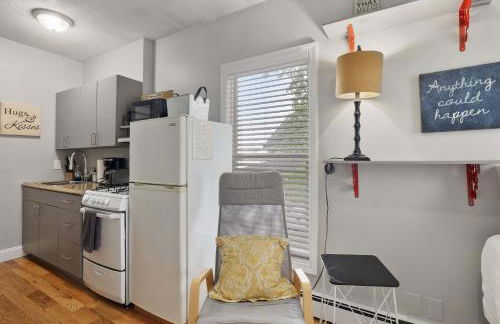 City Chic 2nd flr Studio w Enclosed Private Porch - Foto 3