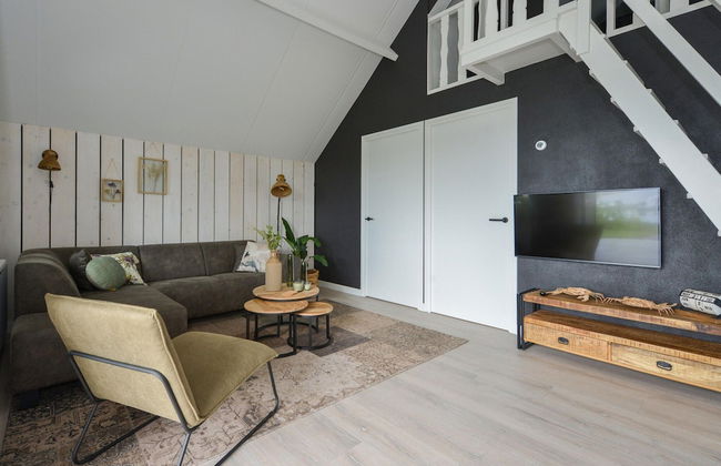 Nice Holiday Home With Terrace - Photo 9