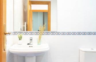 Apartamentos GO Covaresa Parking Gratuito- plazas limitadas - Foto 16