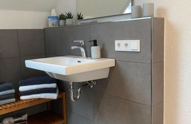 Helle Dachgeschosswohnung in Bockhorn, LK Friesland - Foto 10