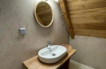 Unique wooden villa with pool - Foto 17