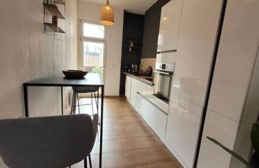 Design Altbauwohnung mit Balkon und Parkplatz - Foto 15