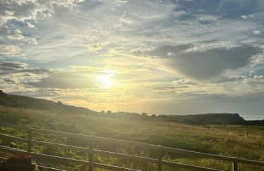 Firth View 2 - Country Escape with Sea Views of Arran! - Foto 10