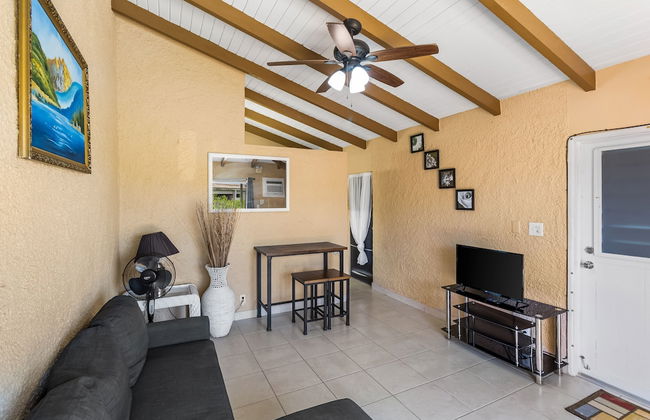 Caribbean View For You 1 Bedroom Condo by RedAwning - Photo 1