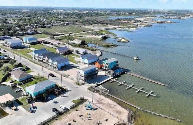 Waterfront Escape w/ Views Shared Pool & Boat Dock Orange Crush by Avantstay - Foto 25