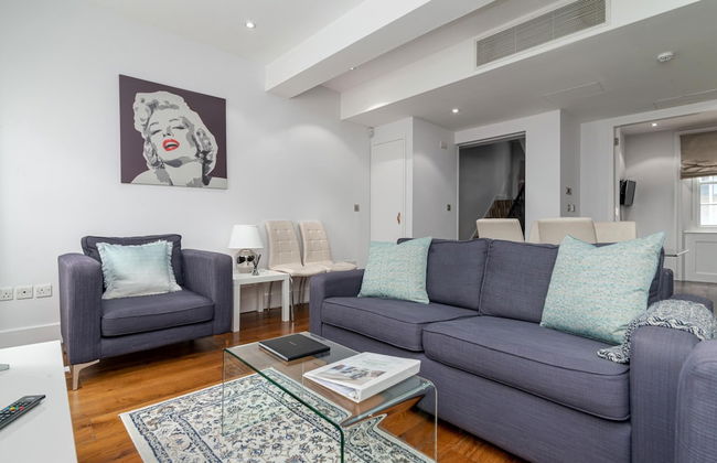 A Stunning Three Bedroom Home in Mayfair - Foto 1