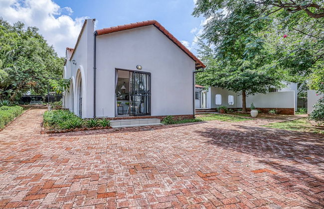 The Cottage-1 Bed-pool-bbq-fibre-solar-samrand - Foto 28