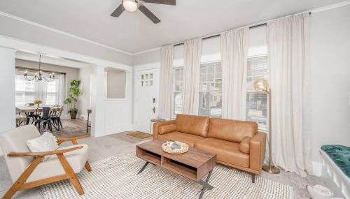 4 Bed 2 Bath Home by College Hill and Hospitals - Foto 3