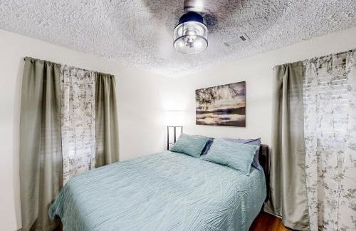 Dogs Welcome! Big Oak Hideaway Near Lake Martin - Foto 23