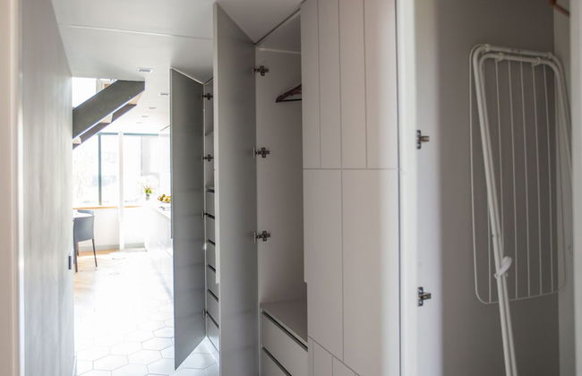 Penthouse in the City Center - Photo 5