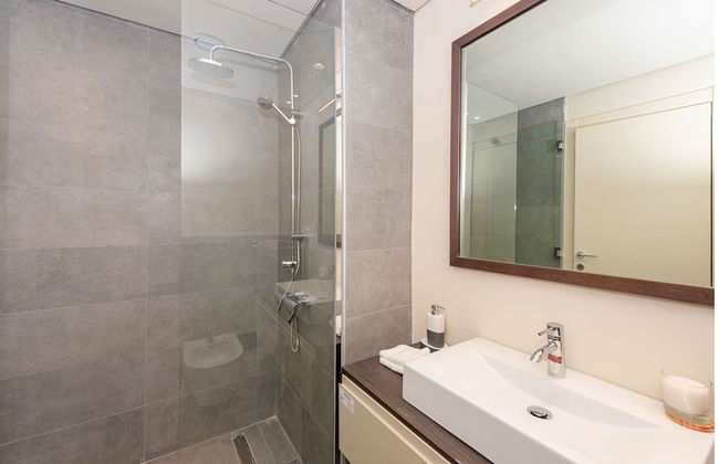 Brand new Studio With Balcony at Park View - Foto 17