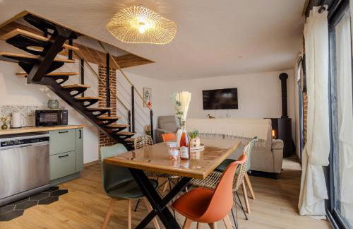 Les cigognes gites de la reserve - Foto 1