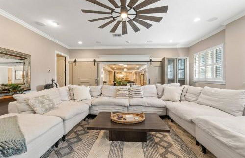 Sleeps 28, Events, Salt Pool/Spa, Outdoor Kitchen - Foto 54