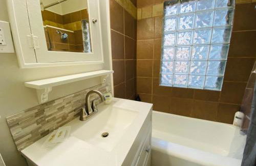 Stunning Bungalow Next to Unc - Free Cruiser Bikes! - Foto 26