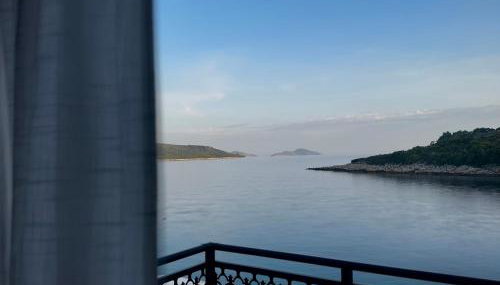 Restia House - Foto 1