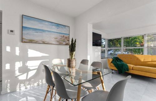 Yellow Door Oasis airport, cruise port and beach close-by - Foto 29