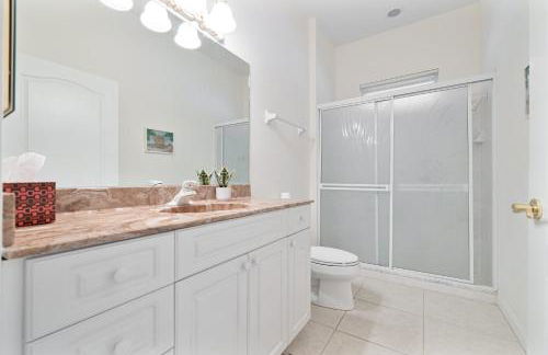 Waterfront Bliss Retreat Sailboat Access and Heated Pool - Foto 18